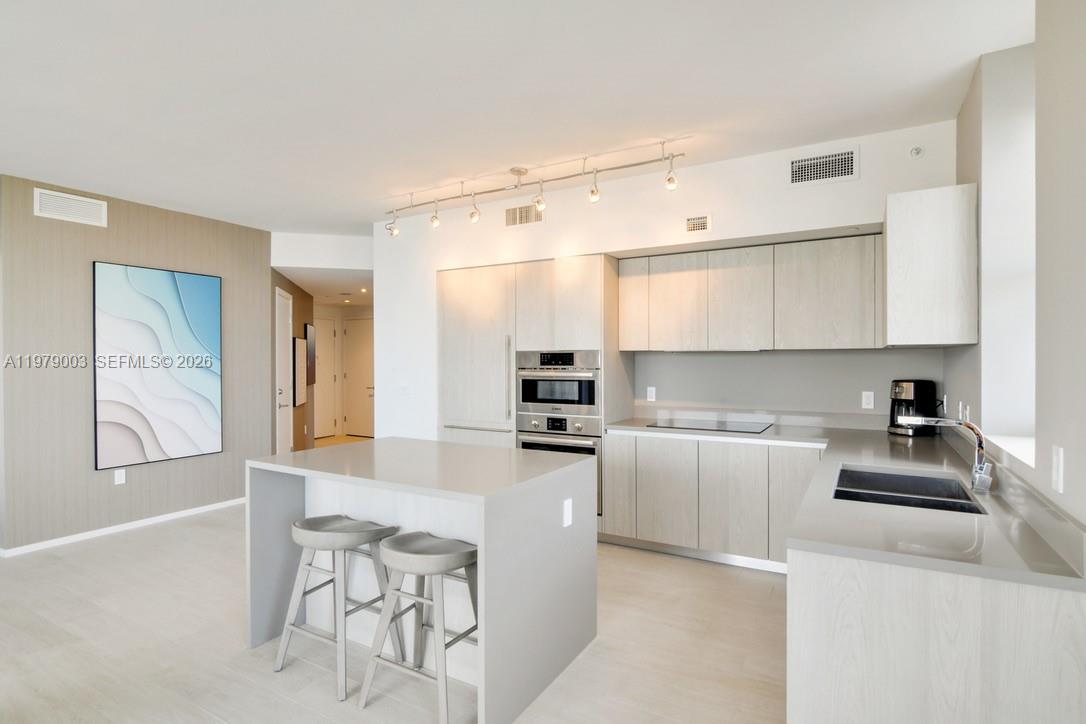 4010 South Ocean Drive, Unit R1402 Hollywood, FL 33019 - Photo 5 of 32