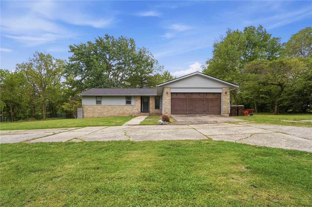 4062 Crane Road Tipp City, OH 45371 - Photo 4 of 40