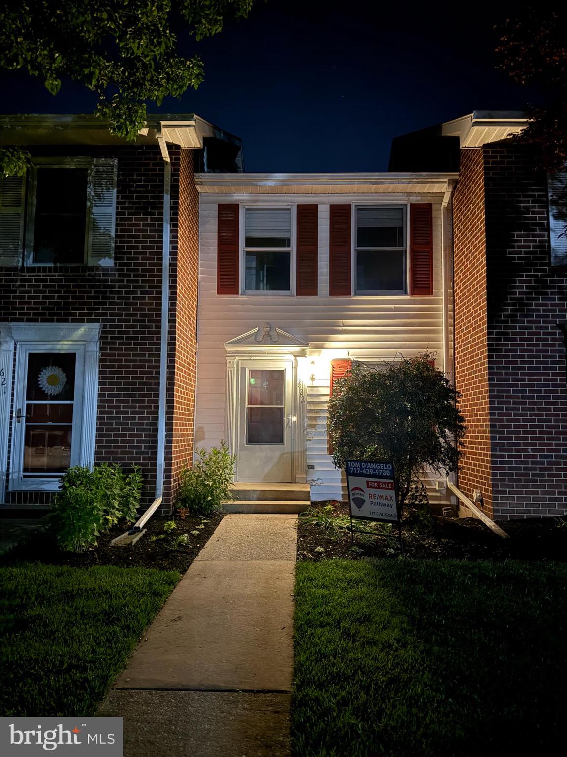 622 Colonial View Road Mechanicsburg, PA 17055 - Photo 1 of 5 Front
