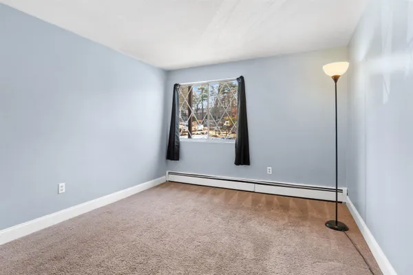 $265,000 | 2 Silvestri Circle, Unit 13, Derry, NH 03038
