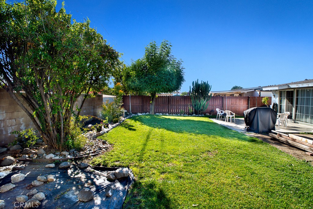 13232 Desmond Street Pacoima, CA 91331 - Photo 14 of 15 a view of a backyard with swimming pool