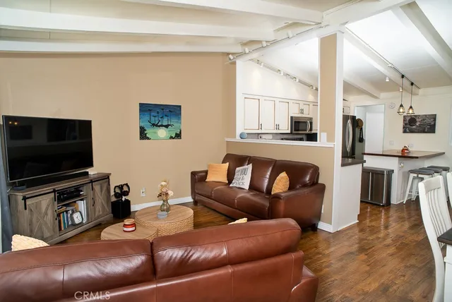 $699,000 | 13232 Desmond Street, Pacoima, CA 91331