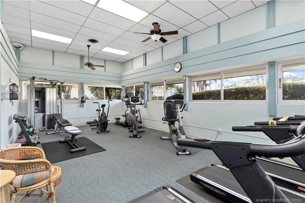 2600 Southeast Ocean Boulevard, Unit F7 Stuart, FL 34996 - Photo 45 of 54 a room with gym equipment