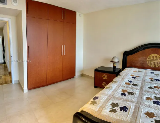 $3,250 | 230 174th Street, Unit 819, Sunny Isles Beach, FL 33160