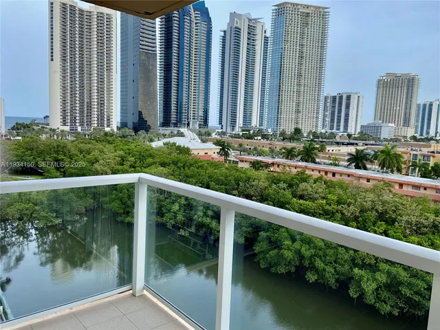 $3,250 | 230 174th Street, Unit 819, Sunny Isles Beach, FL 33160