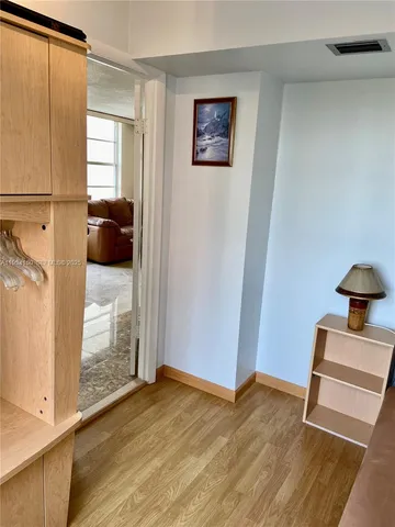 $3,250 | 230 174th Street, Unit 819, Sunny Isles Beach, FL 33160