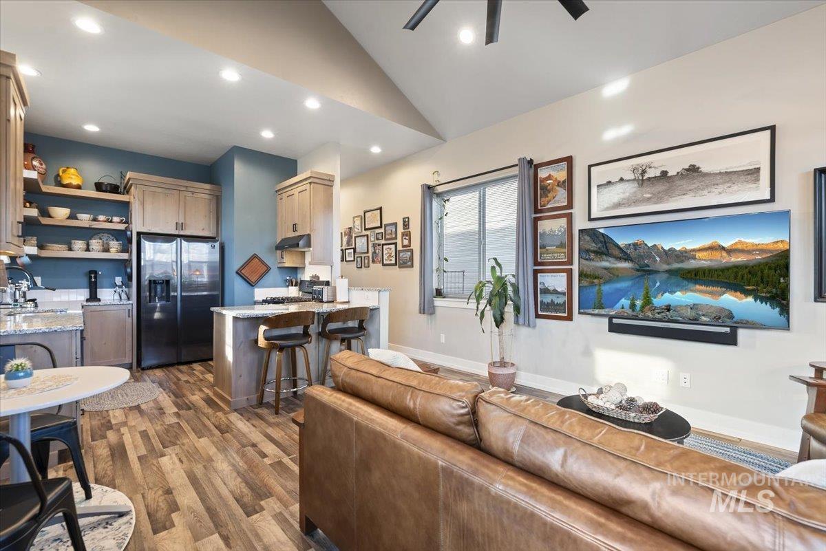 1513 South Denver Avenue Boise, ID 83706 - Photo 3 of 26