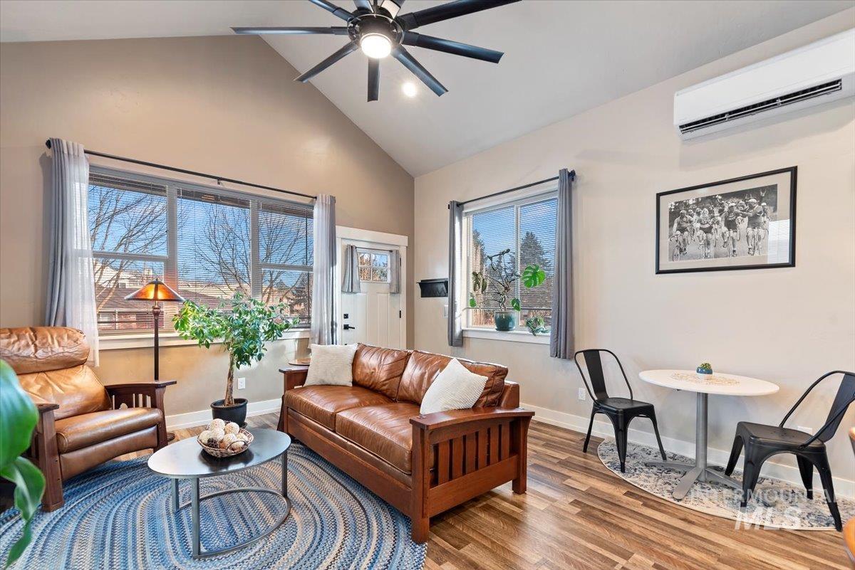 1513 South Denver Avenue Boise, ID 83706 - Photo 4 of 26