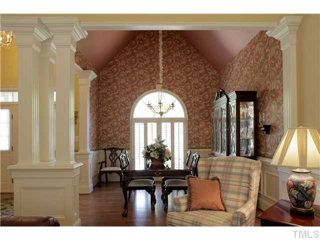 7904 Mayapple Place Raleigh, NC 27613 - Photo 3 of 24 Dining Room