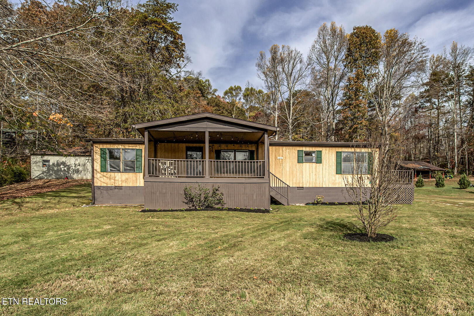 292 Carroll Hollow Road Clinton, TN 37716 - Photo 1 of 40 01_CarrollHollowRoad_292_Front