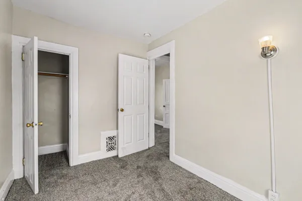 $179,900 | 1415 Sherwood Avenue, Kalamazoo, MI 49048