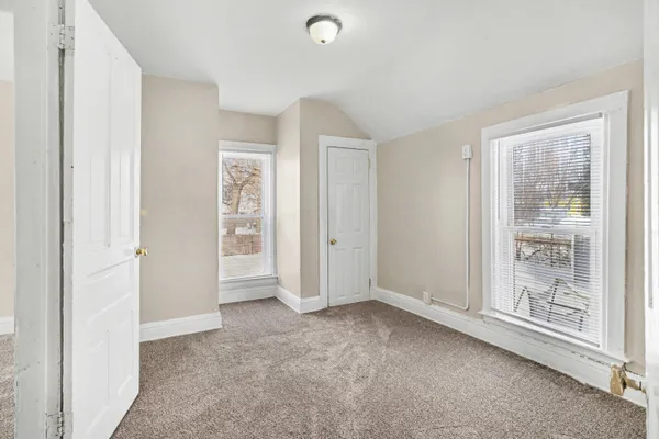 $179,900 | 1415 Sherwood Avenue, Kalamazoo, MI 49048