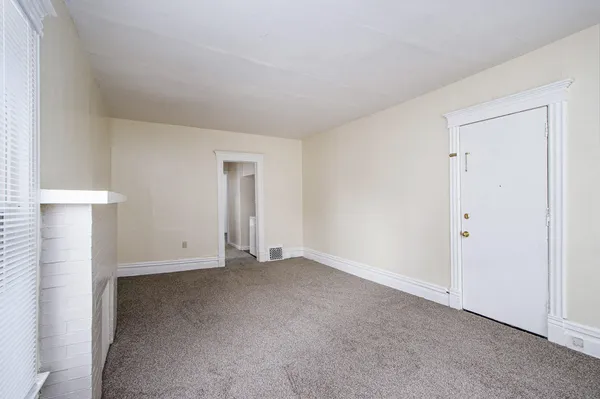 $179,900 | 1415 Sherwood Avenue, Kalamazoo, MI 49048