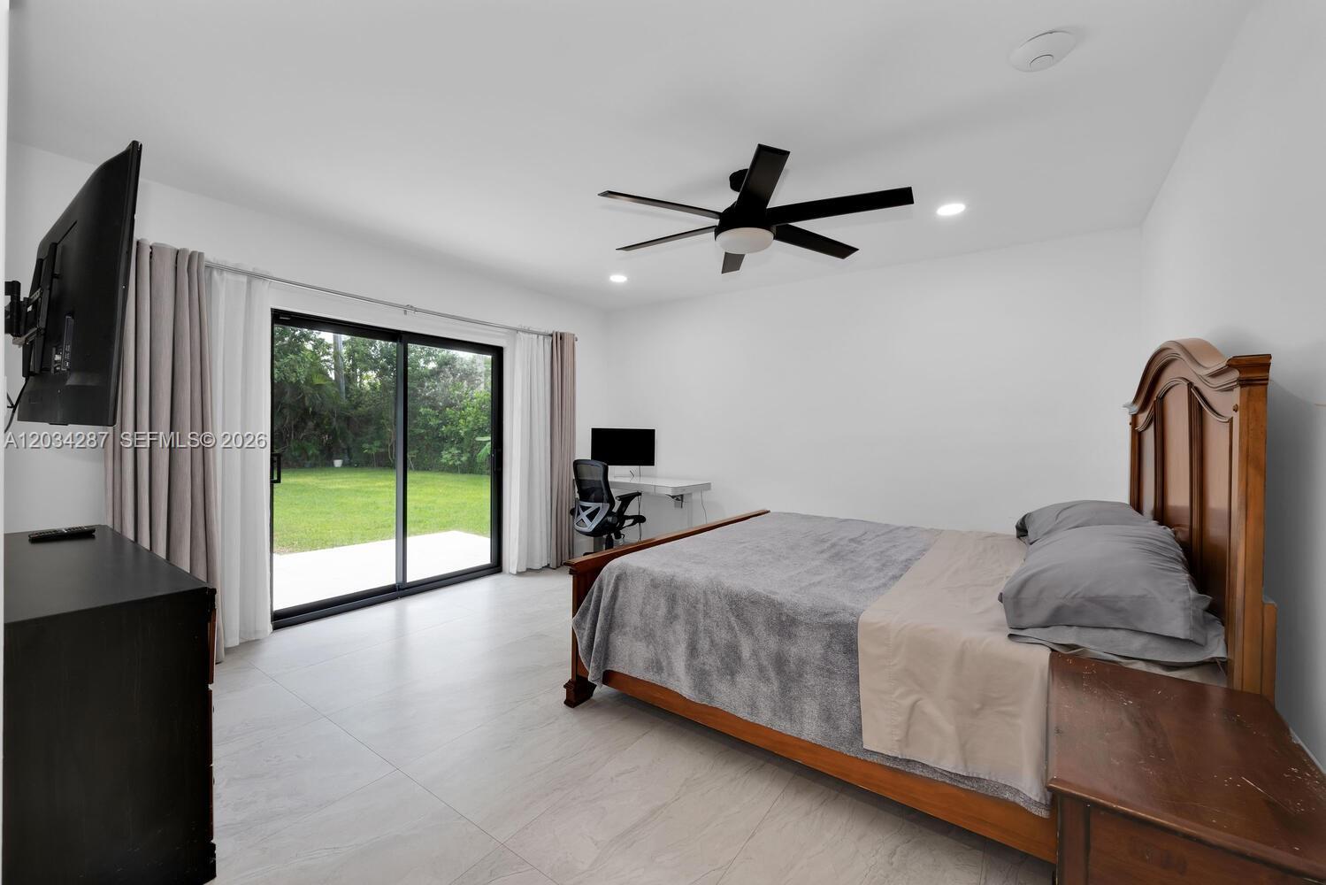 6860 Southwest 99th Terrace Pinecrest, FL 33156 - Photo 20 of 46