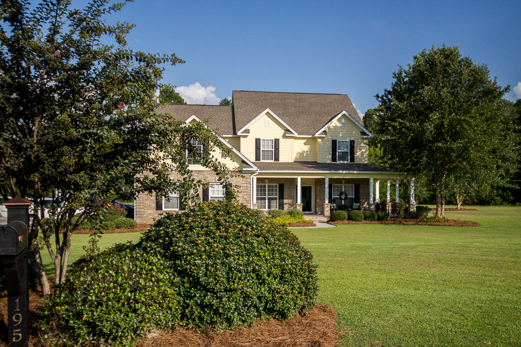 195 Ryefield Lane Ridgeville, SC 29472 - Photo 3 of 37 IMG_2343