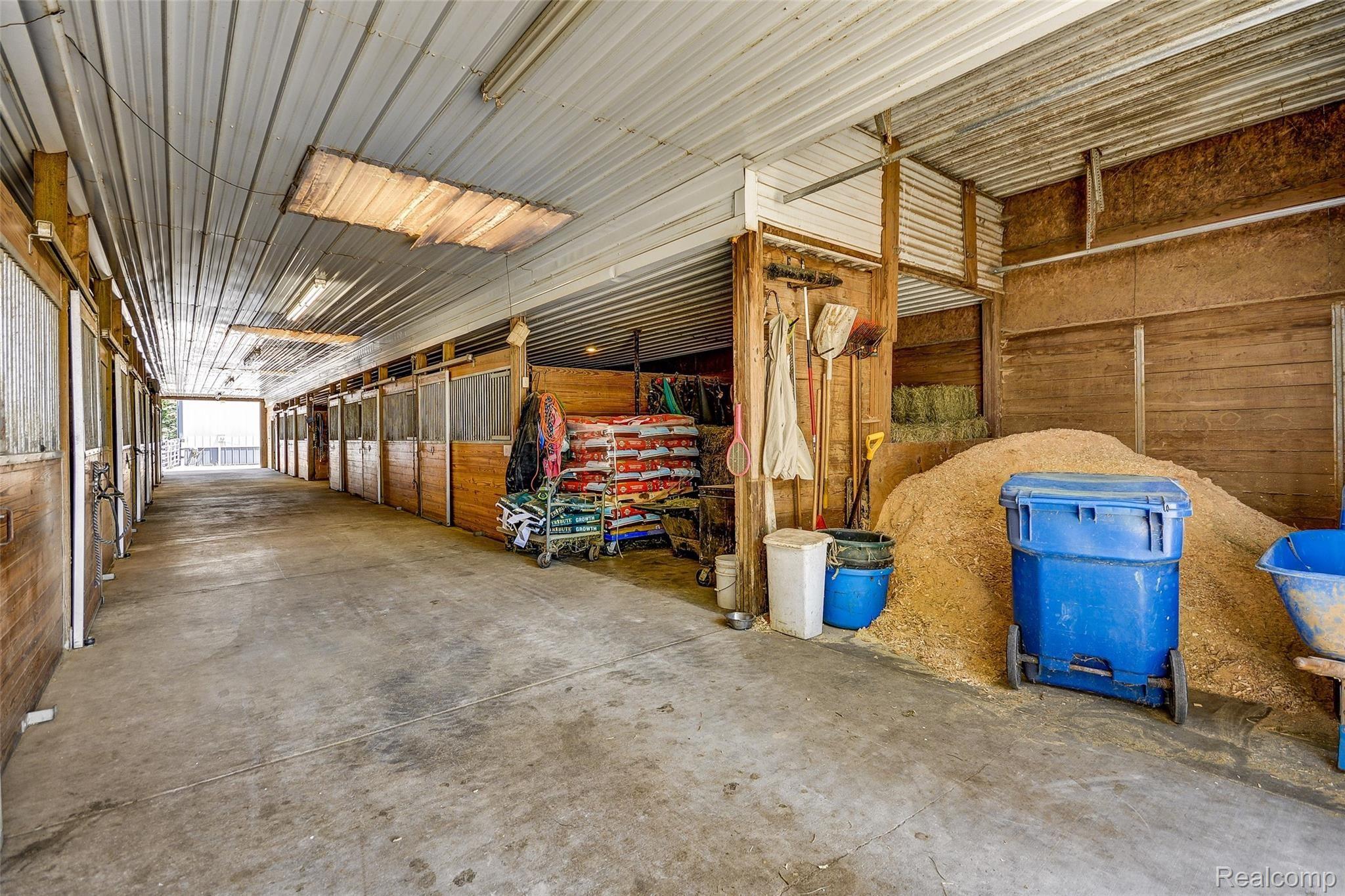 2356 East Cook Road Grand Blanc, MI 48439 - Photo 51 of 76 2356_E_Cook_38.jpg