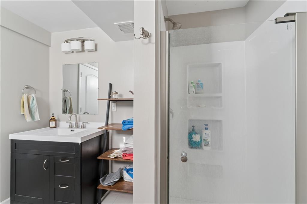 506 West King Street Spring Hill, KS 66083 - Photo 13 of 35