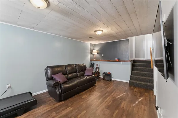 $289,000 | 506 West King Street, Spring Hill, KS 66083