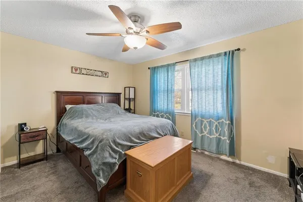 $289,000 | 506 West King Street, Spring Hill, KS 66083