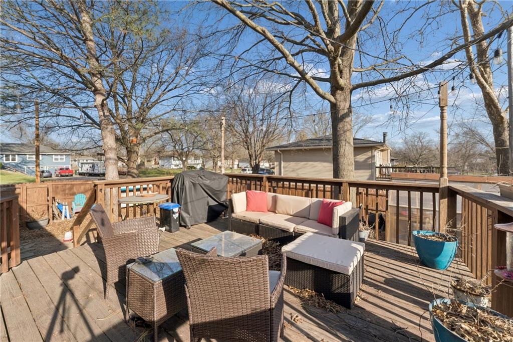 506 West King Street Spring Hill, KS 66083 - Photo 28 of 35