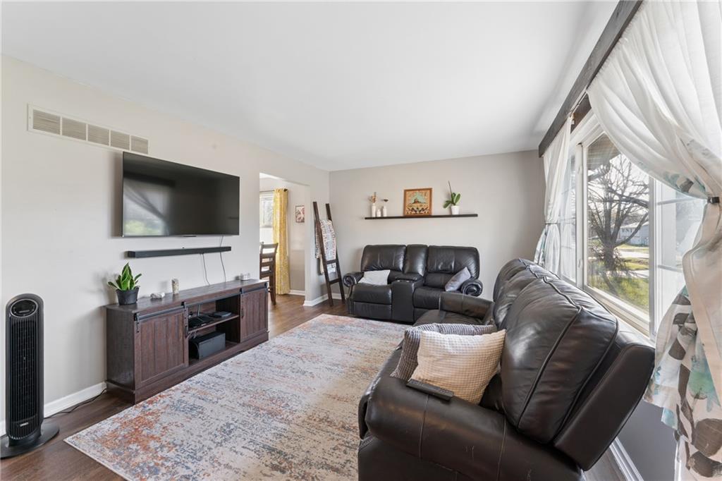 506 West King Street Spring Hill, KS 66083 - Photo 9 of 35