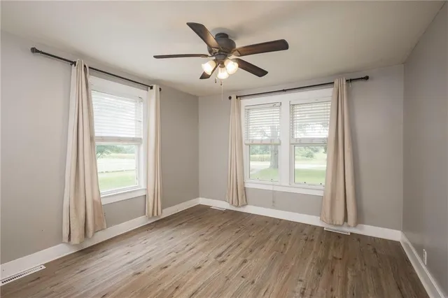 $322,000 | 19739 185th Road, Marshall, MO 65340