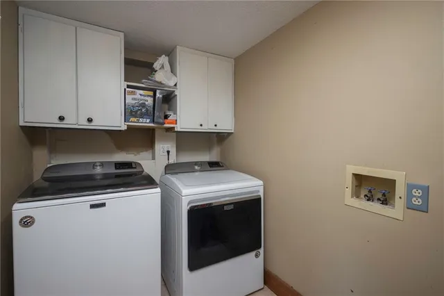 $322,000 | 19739 185th Road, Marshall, MO 65340