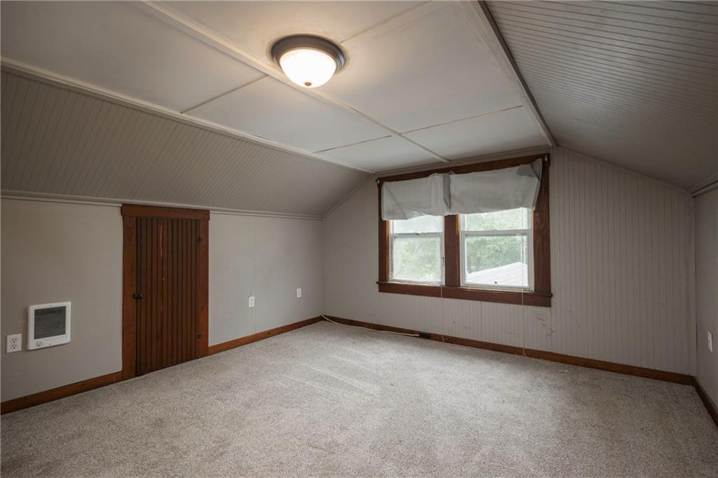 19739 185th Road Marshall, MO 65340 - Photo 26 of 49