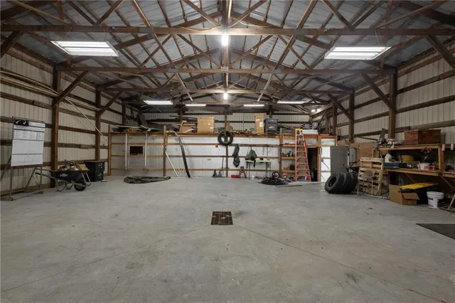 $322,000 | 19739 185th Road, Marshall, MO 65340