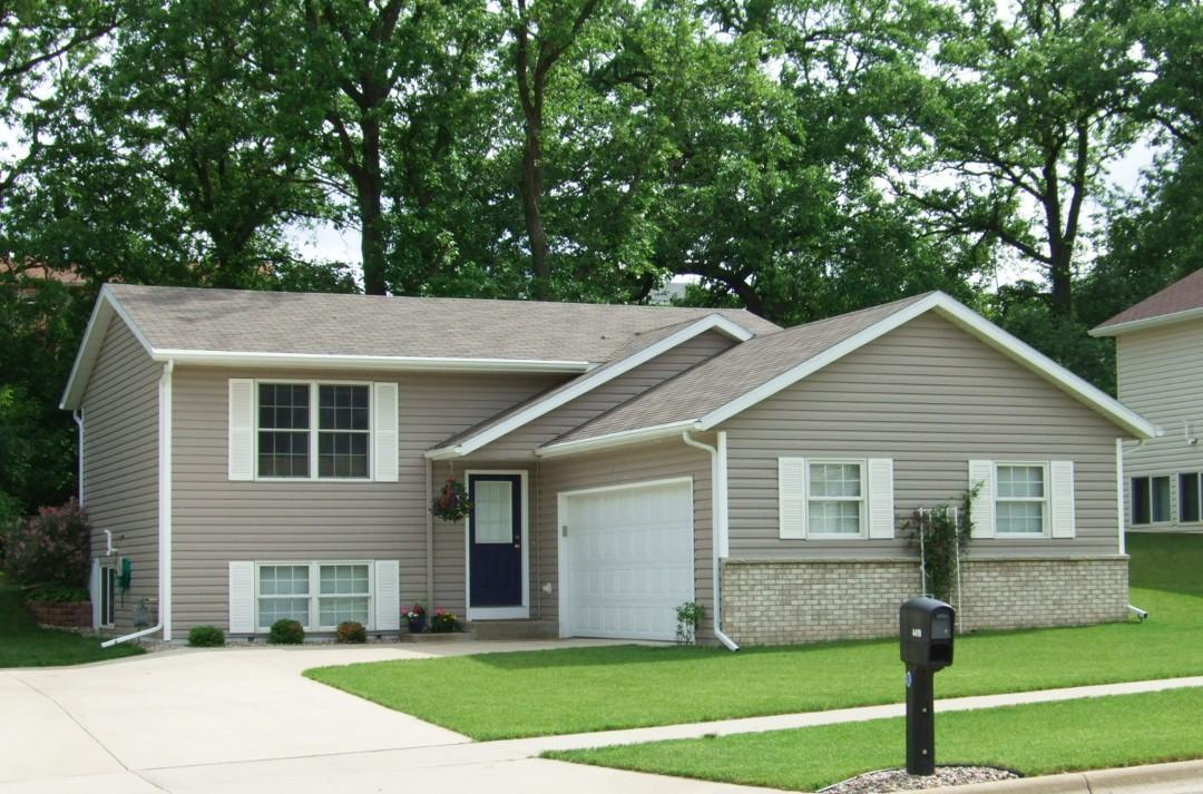 4410 7th Street Northwest Rochester, MN 55901 - Photo 1 of 1