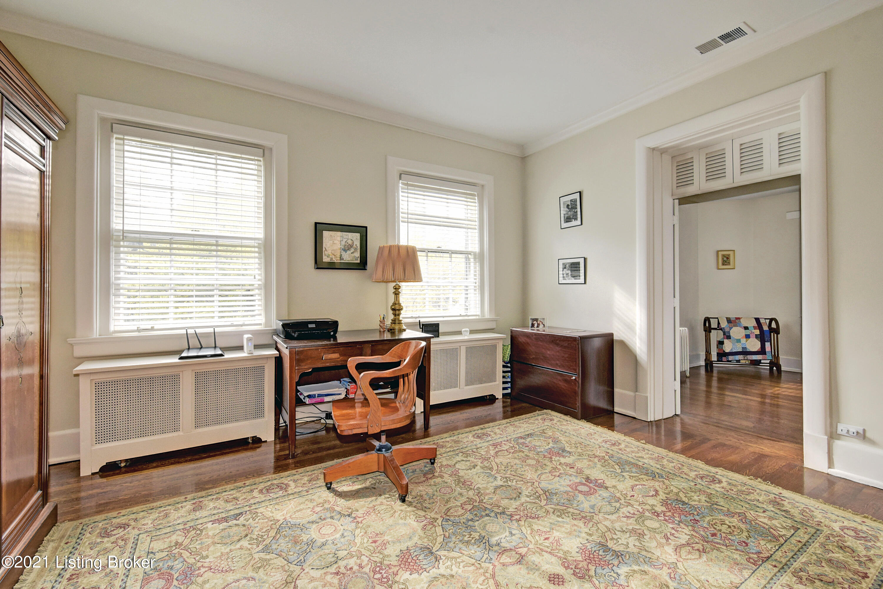 81 Valley Road Louisville, KY 40204 - Photo 21 of 35 2ND FLOOR PRIMARY SUITE