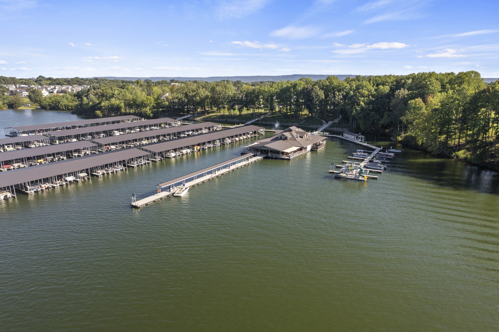 0 RIVER WATCH Way Winchester, TN 37398 - Photo 26 of 28 a view of an ocean with city view