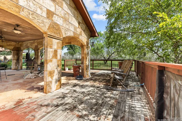 a view of a house with a big yard