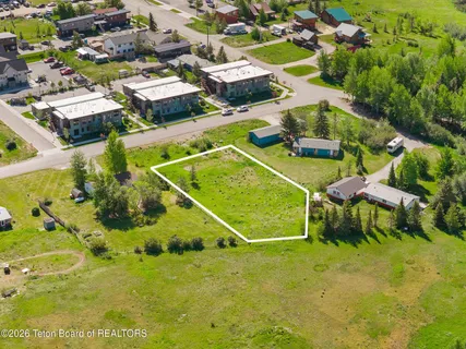 $579,669 | 61 South Beryl Avenue, Victor, ID 83455