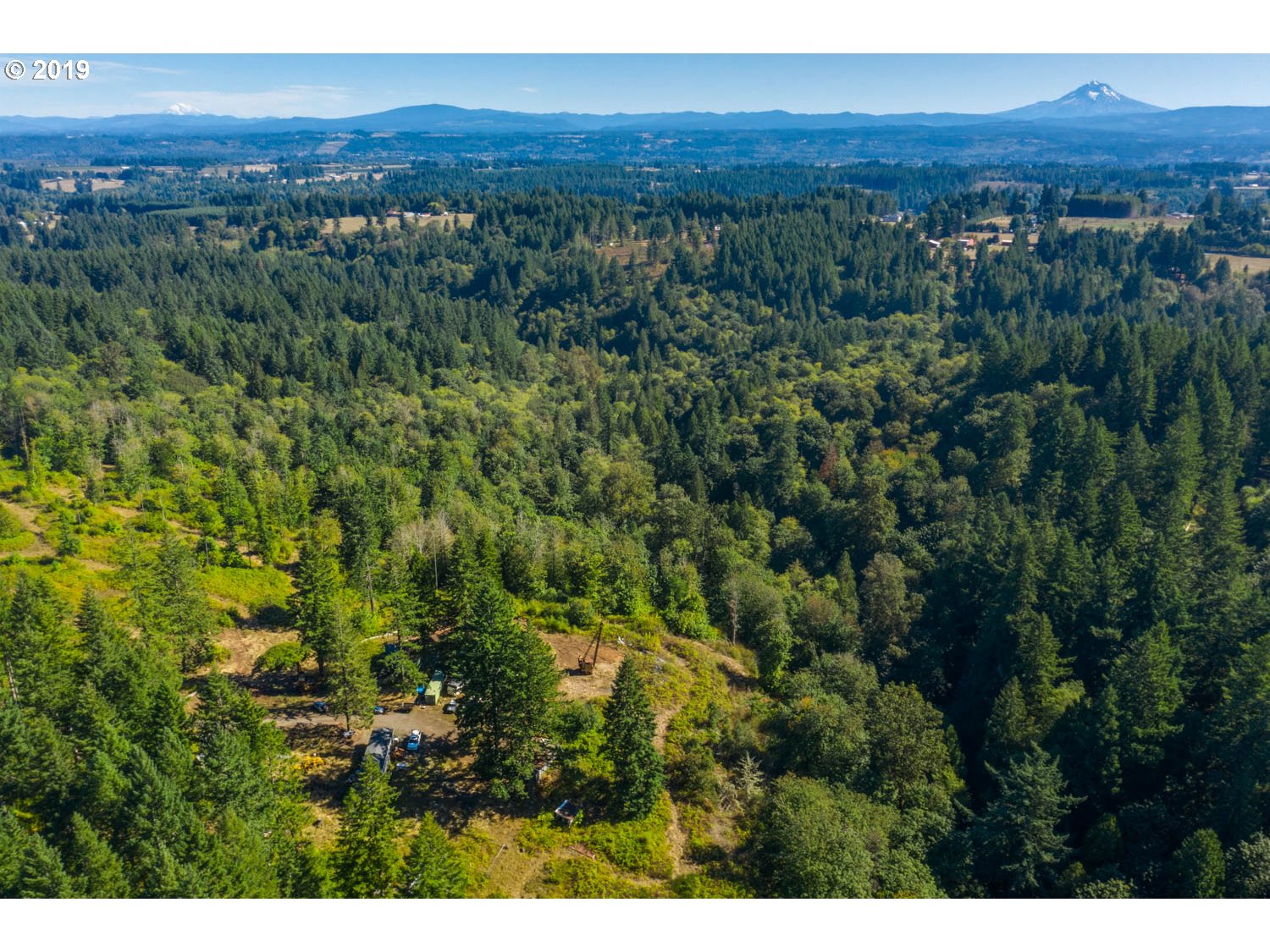 20188 South Redland Road Oregon City, OR 97045 - Photo 27 of 31 a view of a city and a mountain view