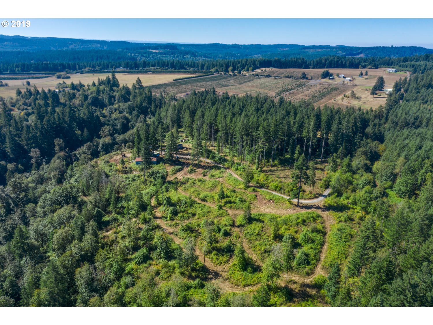 20188 South Redland Road Oregon City, OR 97045 - Photo 31 of 31 a view of a lake with a yard