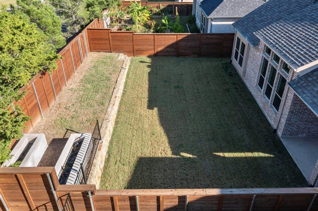 2017 Fall Crk Cove Mesquite, TX 75181 - Photo 36 of 40 View of fenced backyard
