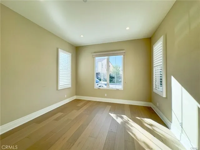 $9,000 | 105 Green Ridge, Irvine, CA 92602