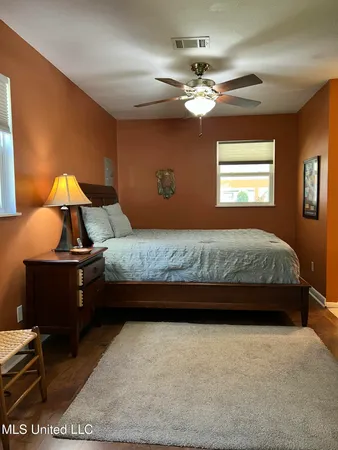 $2,000 | 2 Fleetwood Place, Ocean Springs, MS 39564
