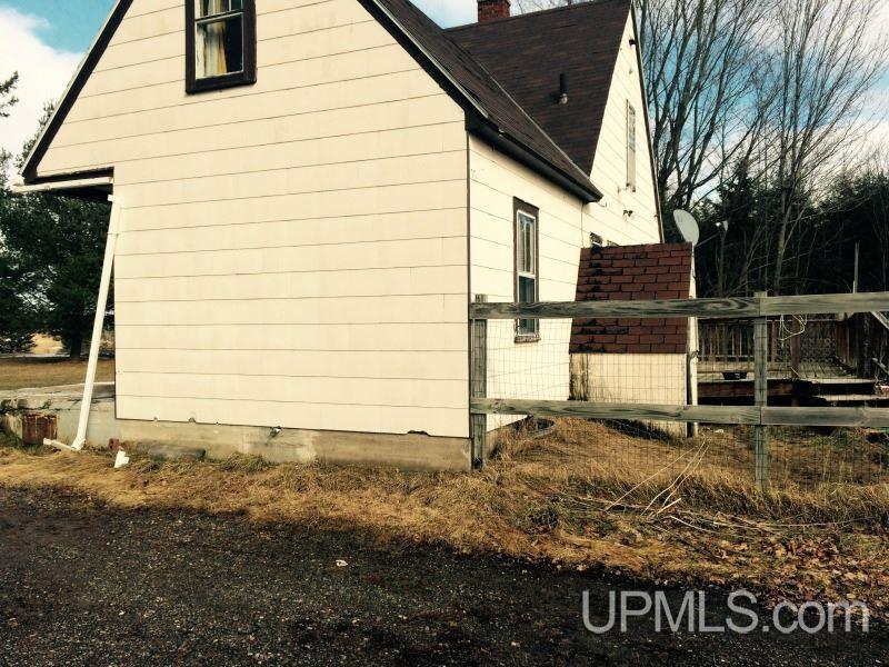 387 Baumgartner Road Iron River, MI 49935 - Photo 10 of 14 Gallery Image 10