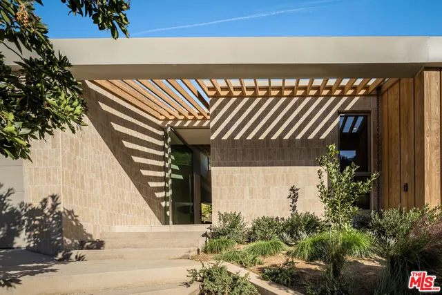 $8,495,000 | 1600 Rising Glen Road, Los Angeles, CA 90069