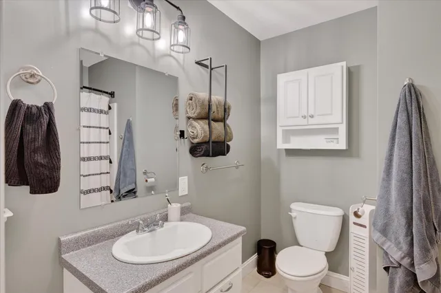 $399,000 | 2926 Hudson Road, Hudson, ME 04449