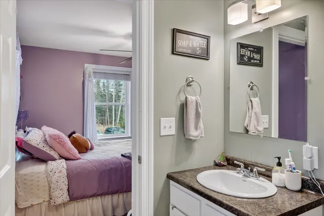 $399,000 | 2926 Hudson Road, Hudson, ME 04449