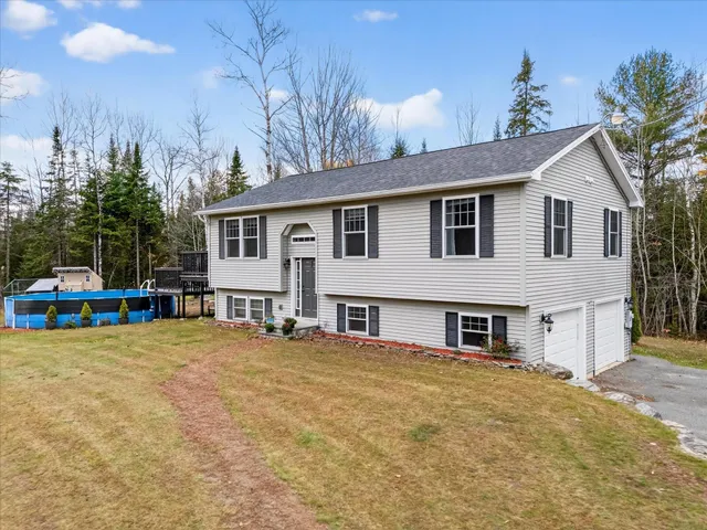 $399,000 | 2926 Hudson Road, Hudson, ME 04449