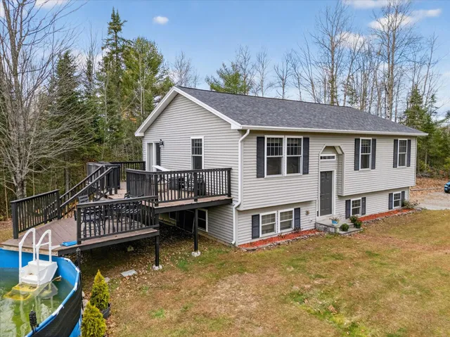 $399,000 | 2926 Hudson Road, Hudson, ME 04449