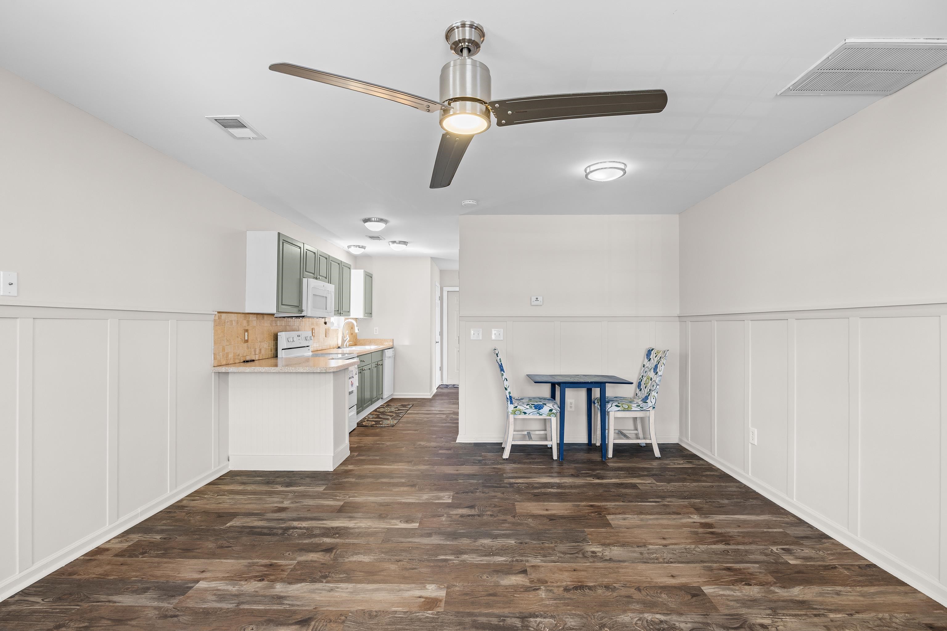 221 Addison Cottage Way Murrells Inlet, SC 29576 - Photo 16 of 36