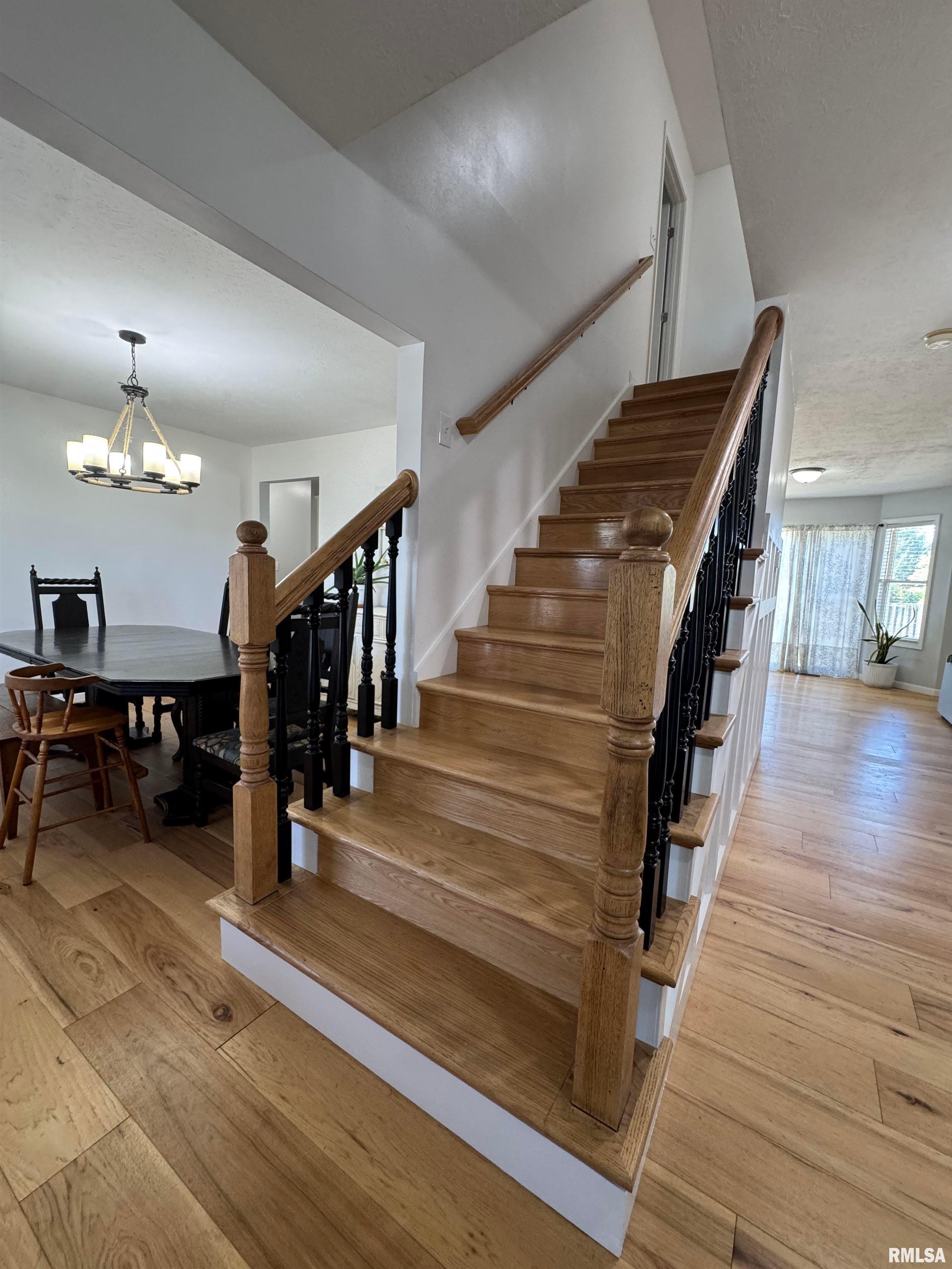 301 Keystone Drive Chatham, IL 62629 - Photo 6 of 65 Gallery Image 6