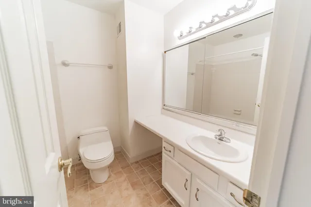 $3,200 | 10 Liberte Lane, Chesterbrook, PA 19087