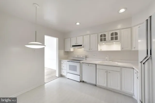 $3,200 | 10 Liberte Lane, Chesterbrook, PA 19087