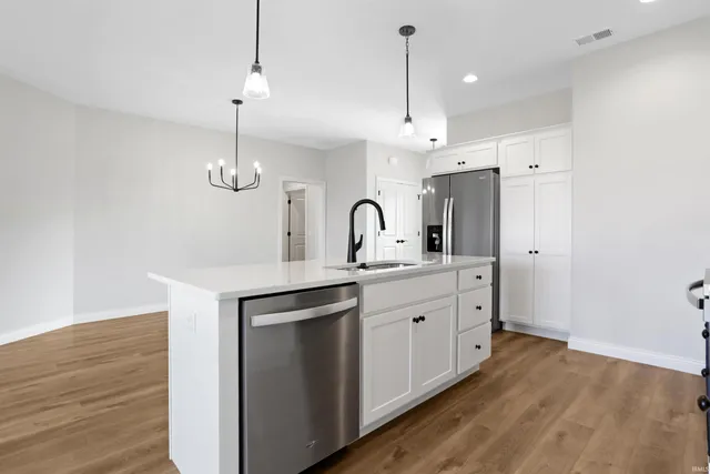 $270,000 | 1610 Theo Drive, Unit 2, Evansville, IN 47711